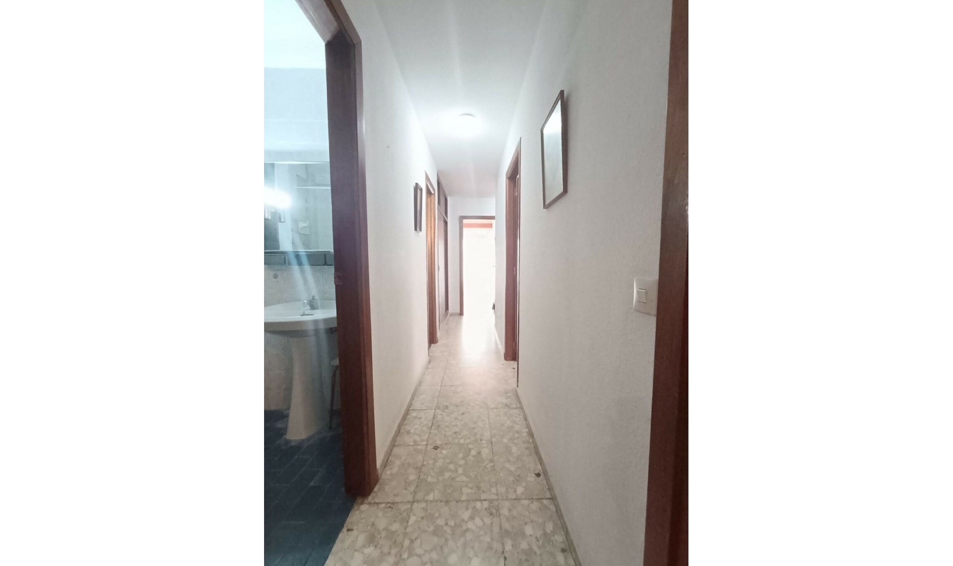 Resale - Apartment -
Marbella