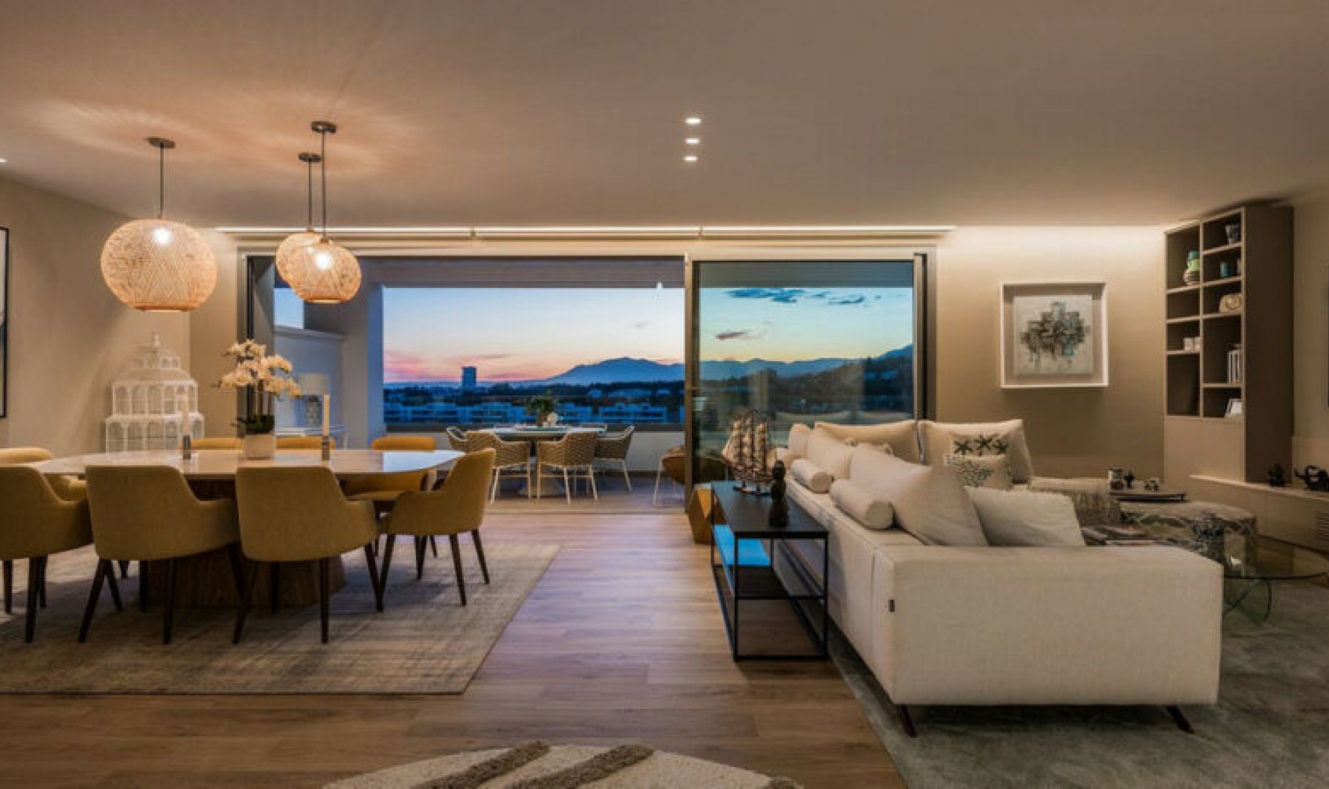 Resale - Apartment -
Marbella