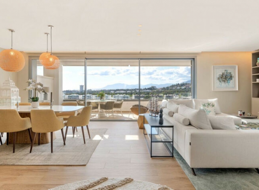 Resale - Apartment -
Marbella