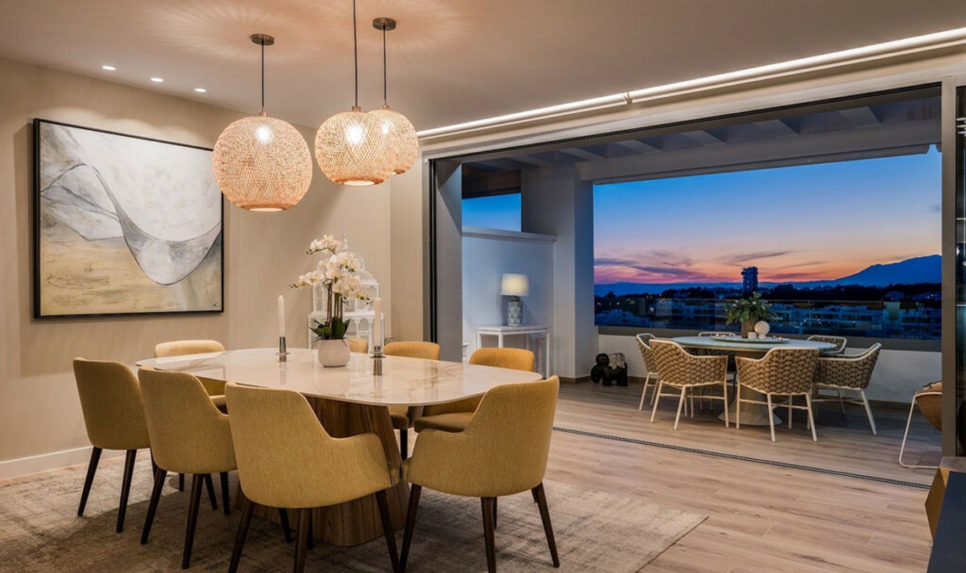 Resale - Apartment -
Marbella