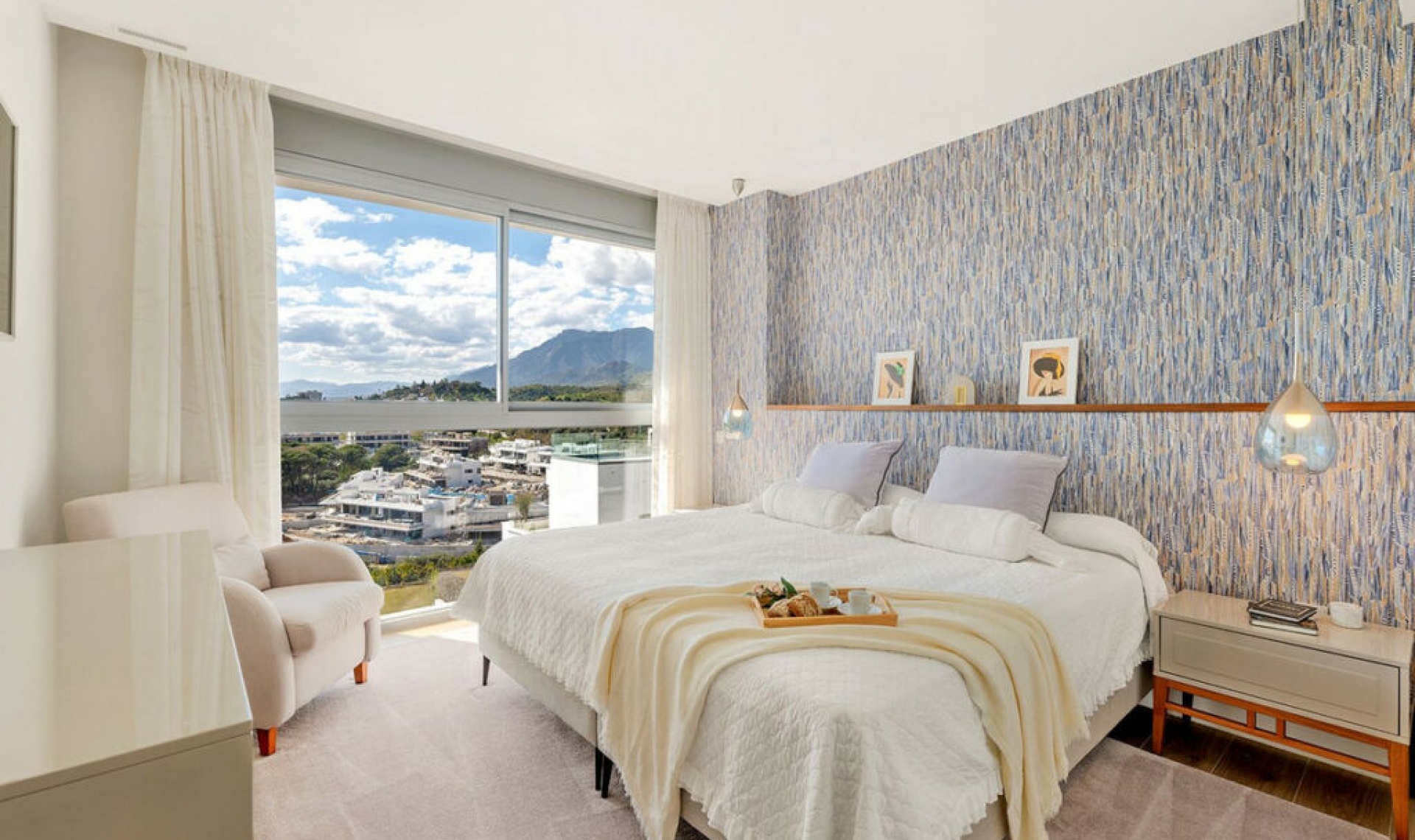 Resale - Apartment -
Marbella