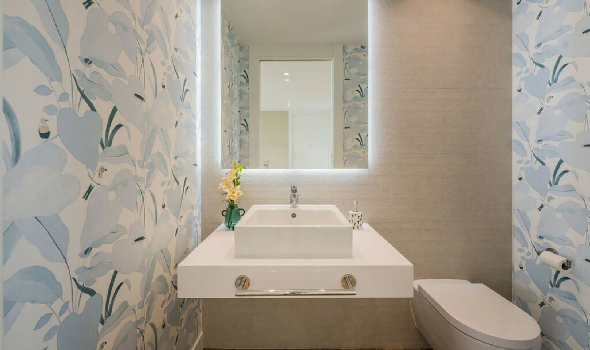 Resale - Apartment -
Marbella