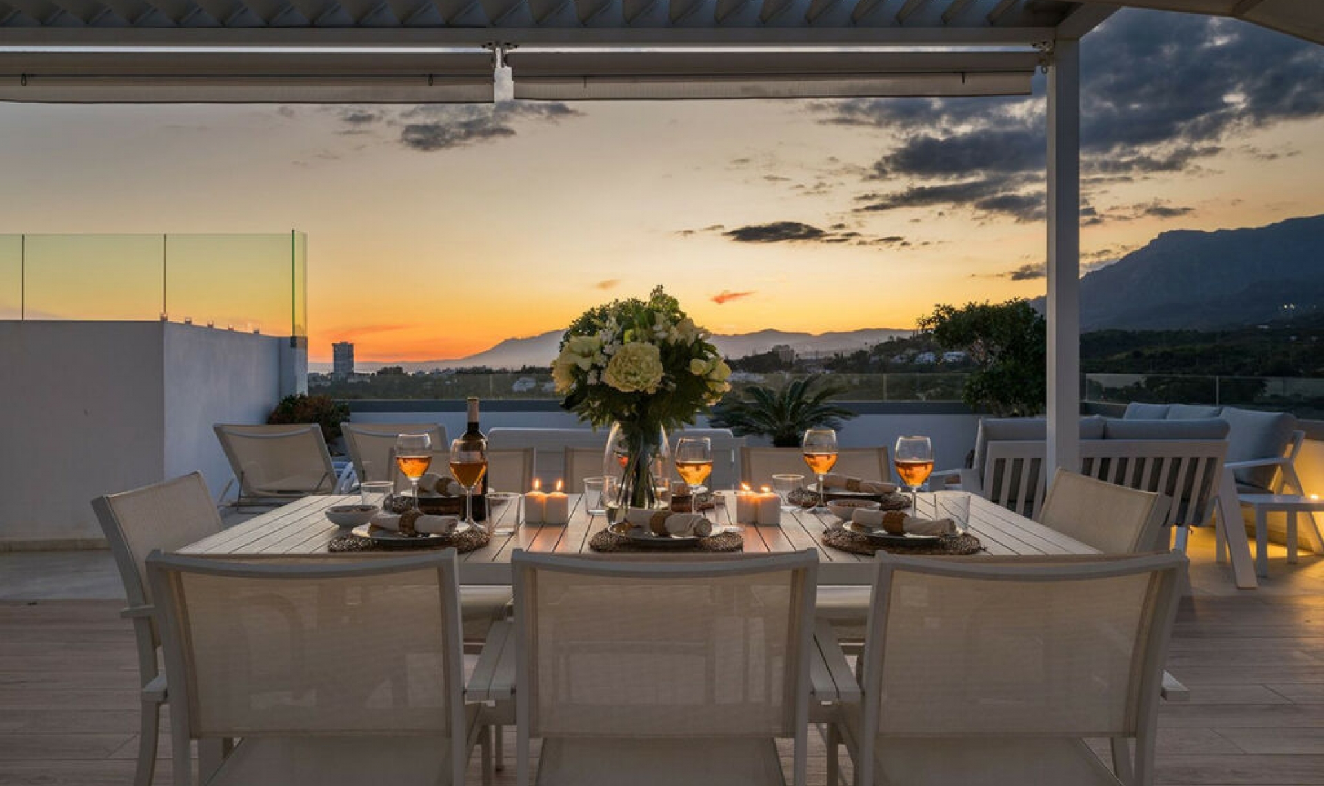 Resale - Apartment -
Marbella