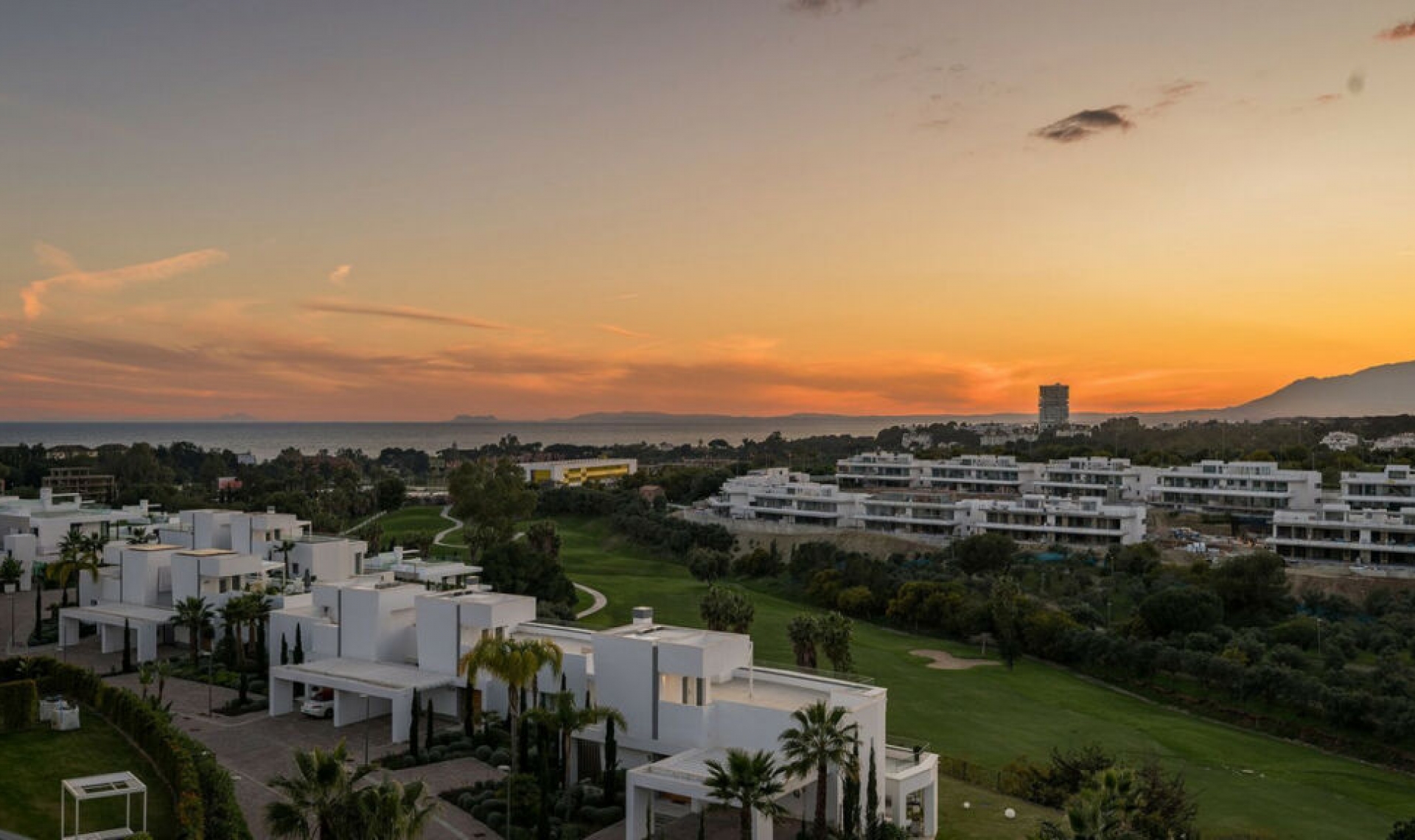 Resale - Apartment -
Marbella