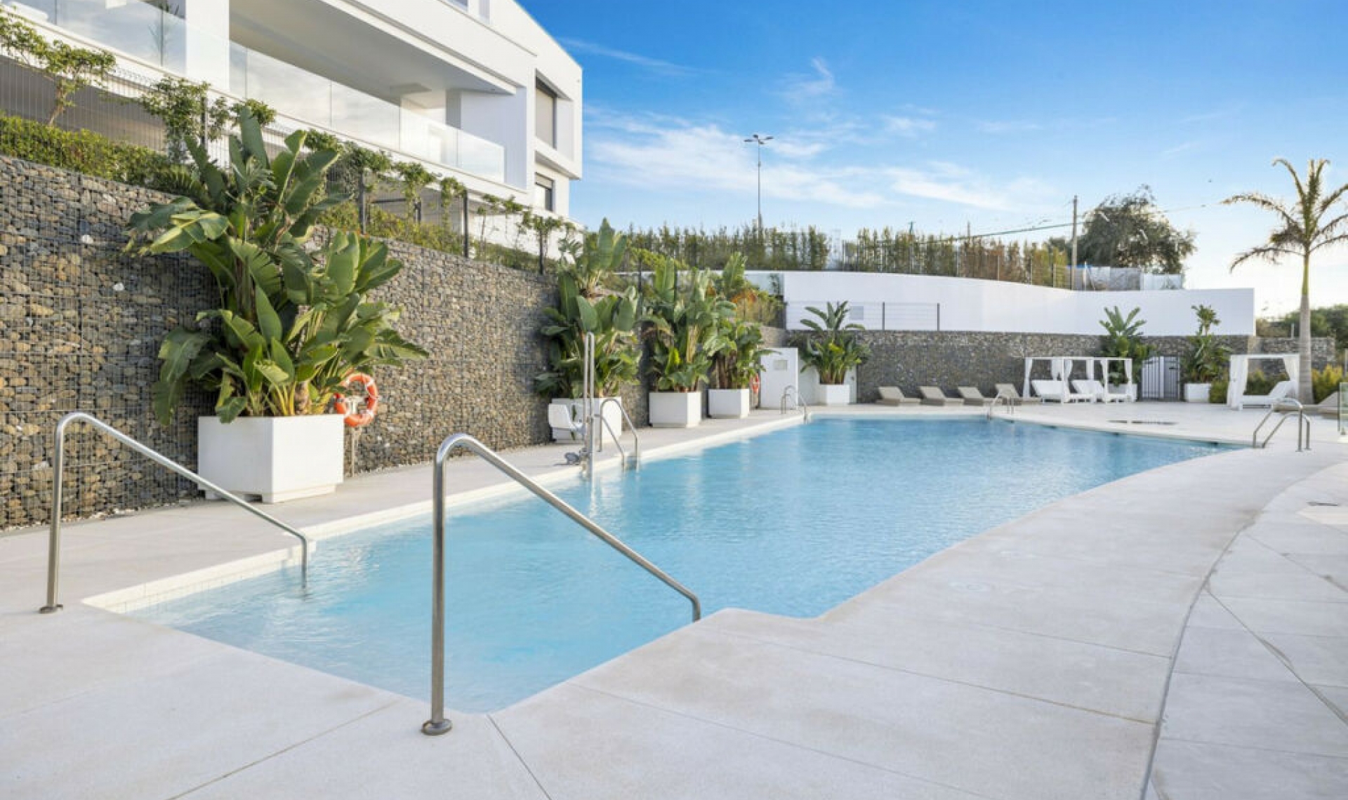 Resale - Apartment -
Marbella