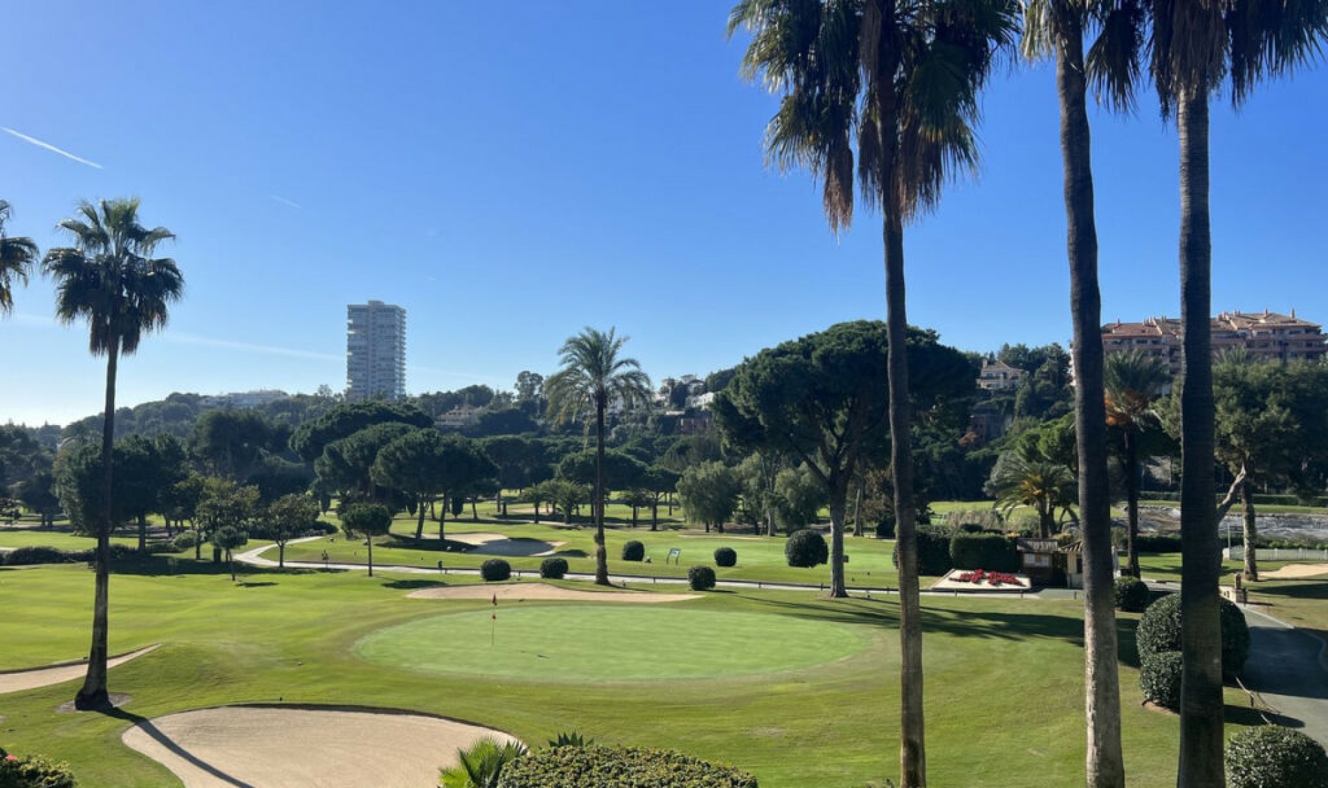 Resale - Apartment -
Marbella