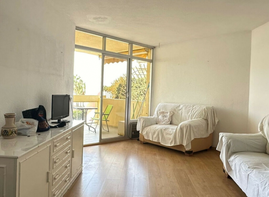 Resale - Apartment -
Marbella