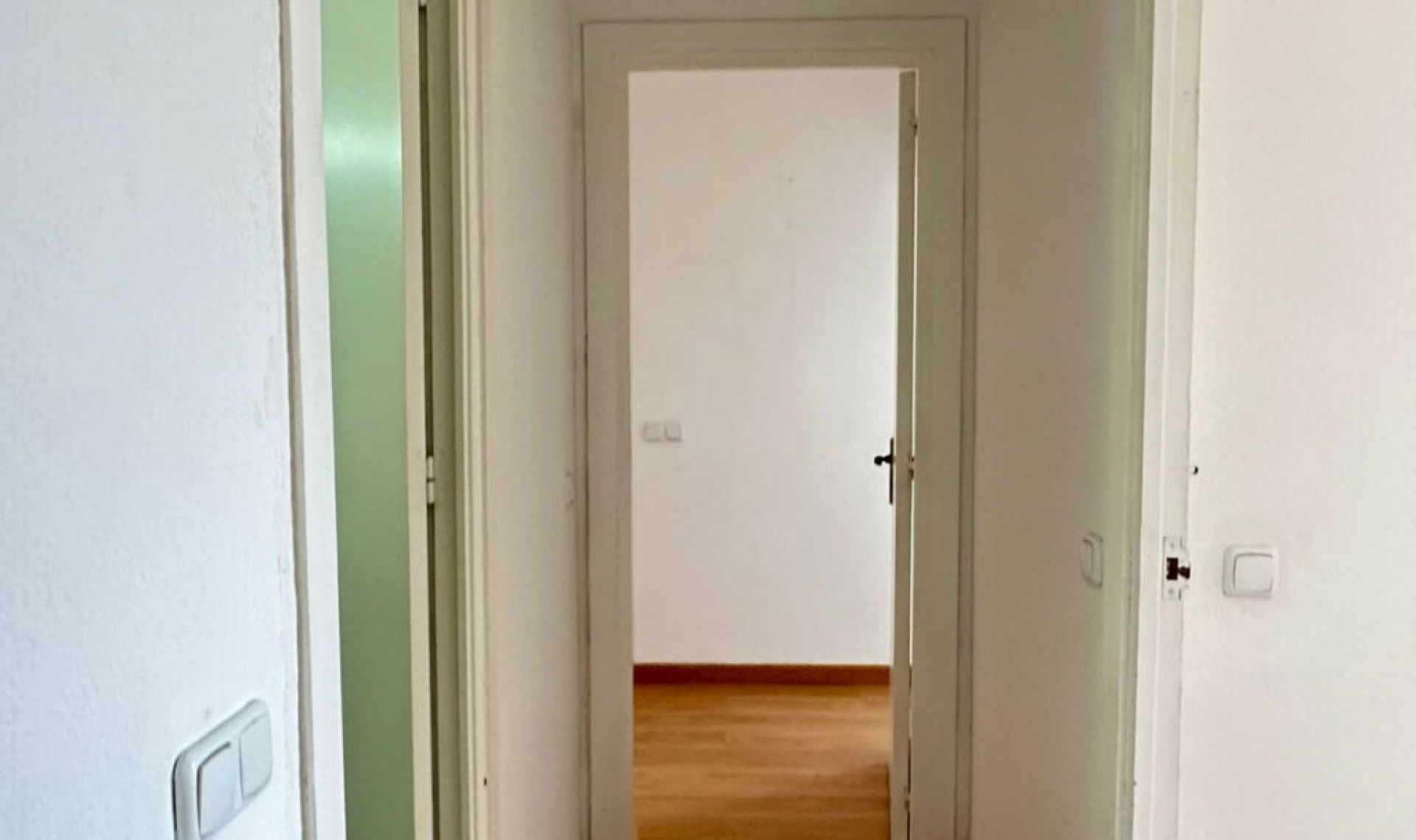 Resale - Apartment -
Marbella
