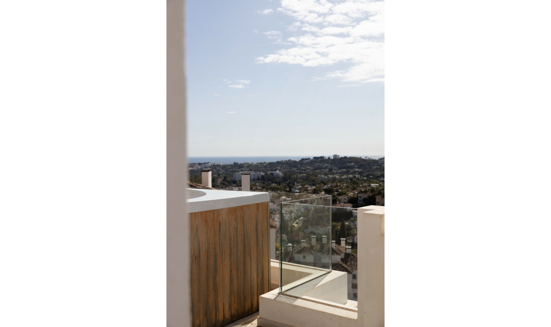 Resale - Apartment -
Marbella