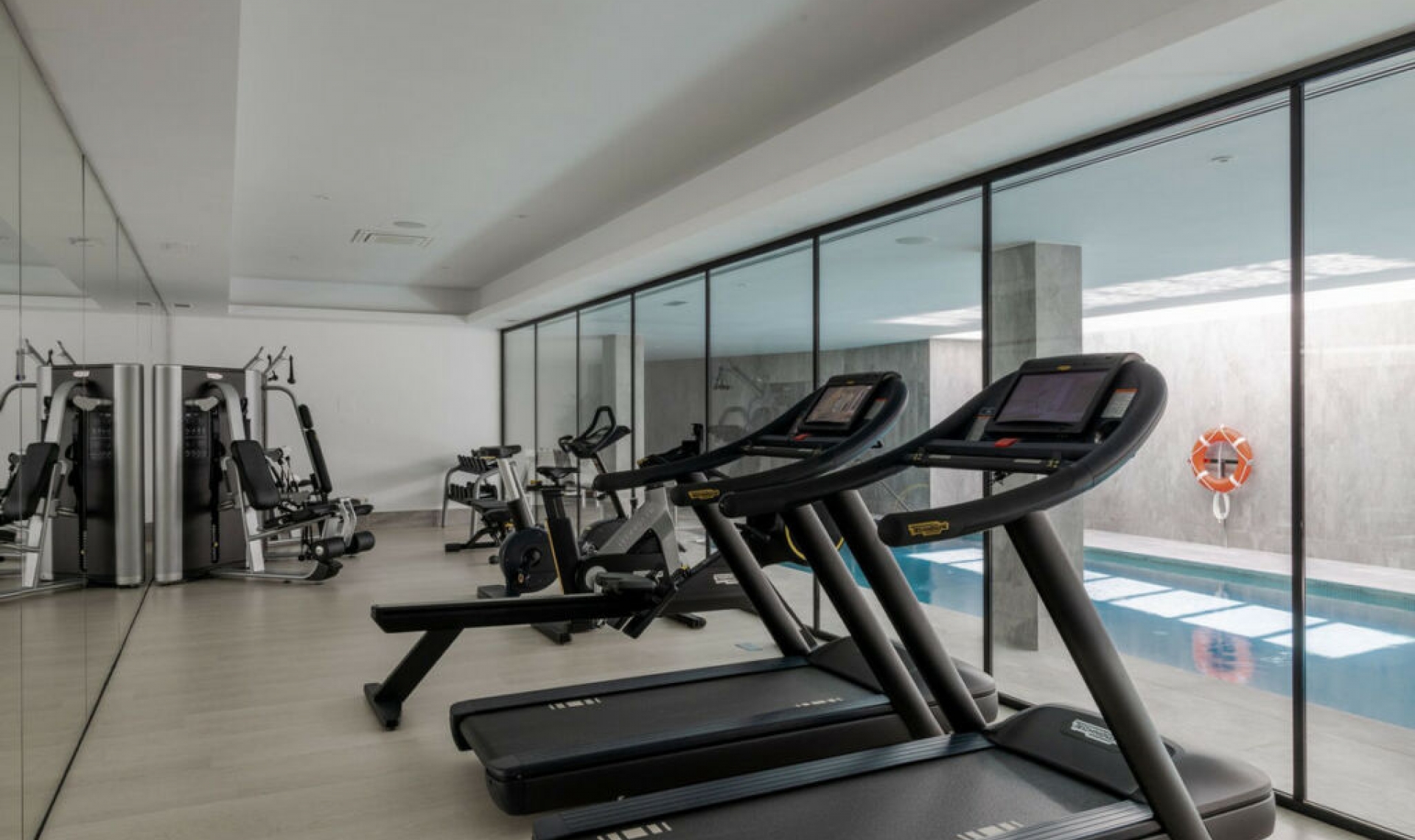 Resale - Apartment -
Marbella