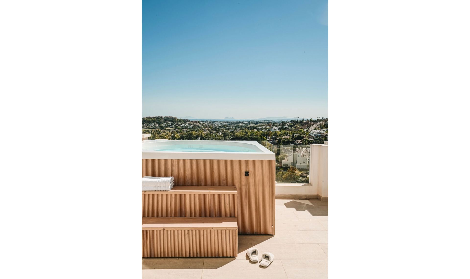 Resale - Apartment -
Marbella