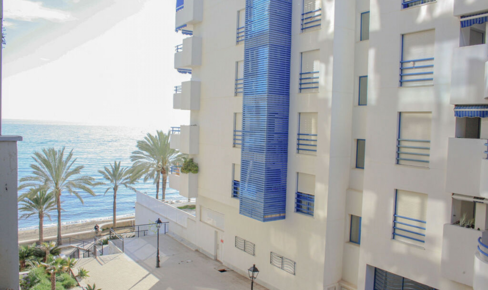 Resale - Apartment -
Marbella