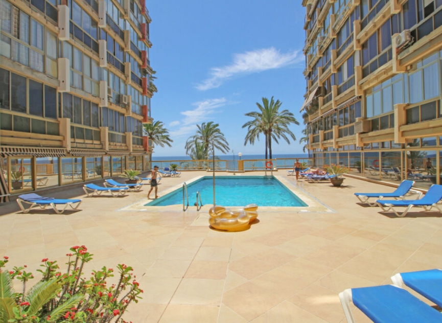 Resale - Apartment -
Marbella