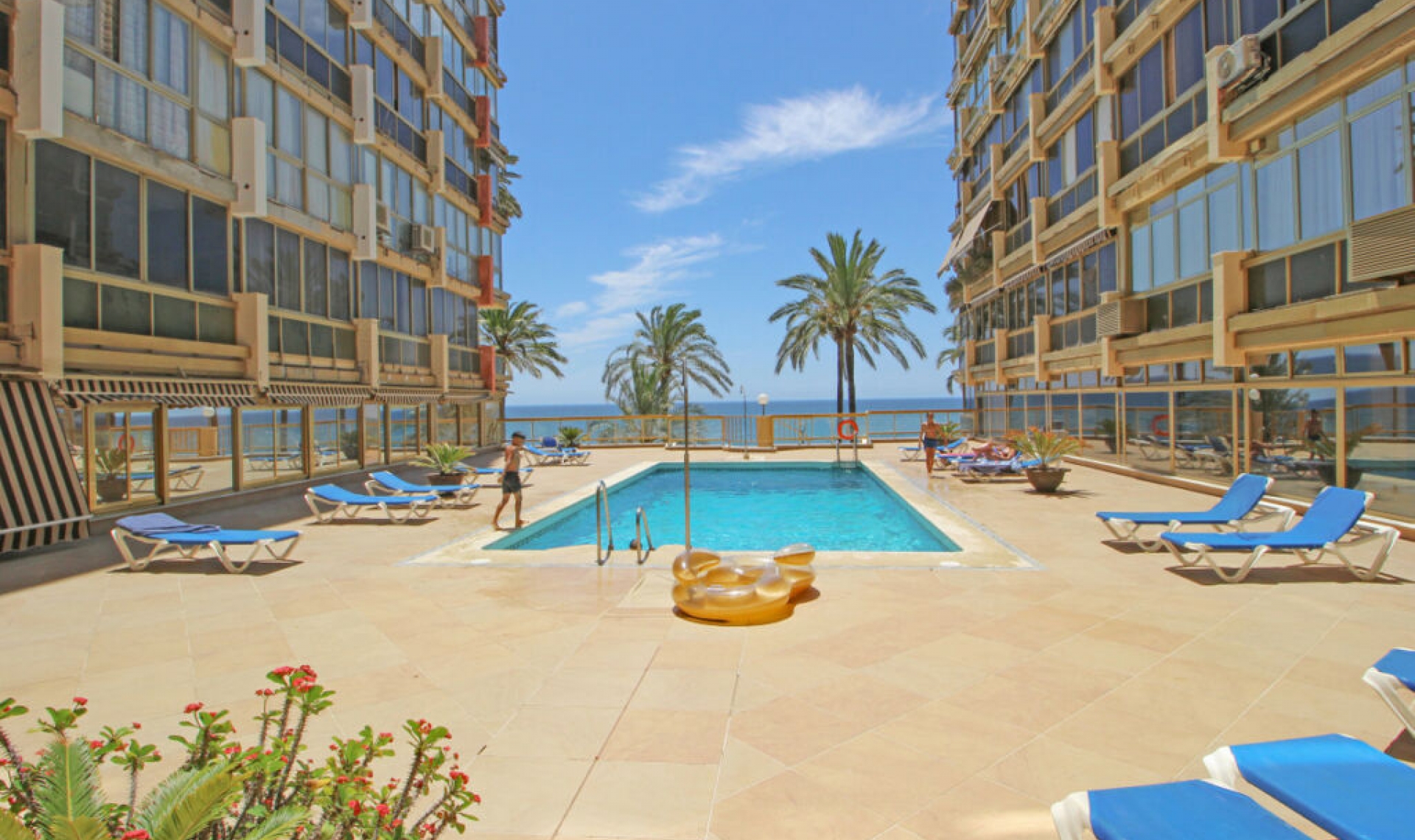 Resale - Apartment -
Marbella
