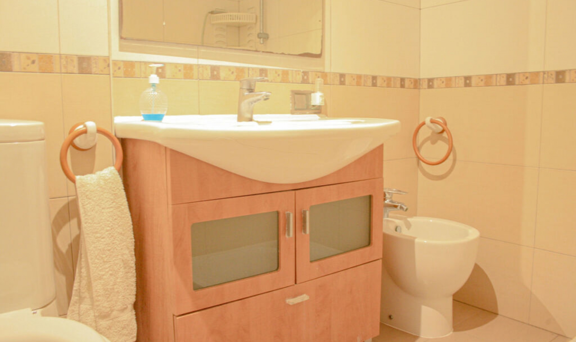 Resale - Apartment -
Marbella