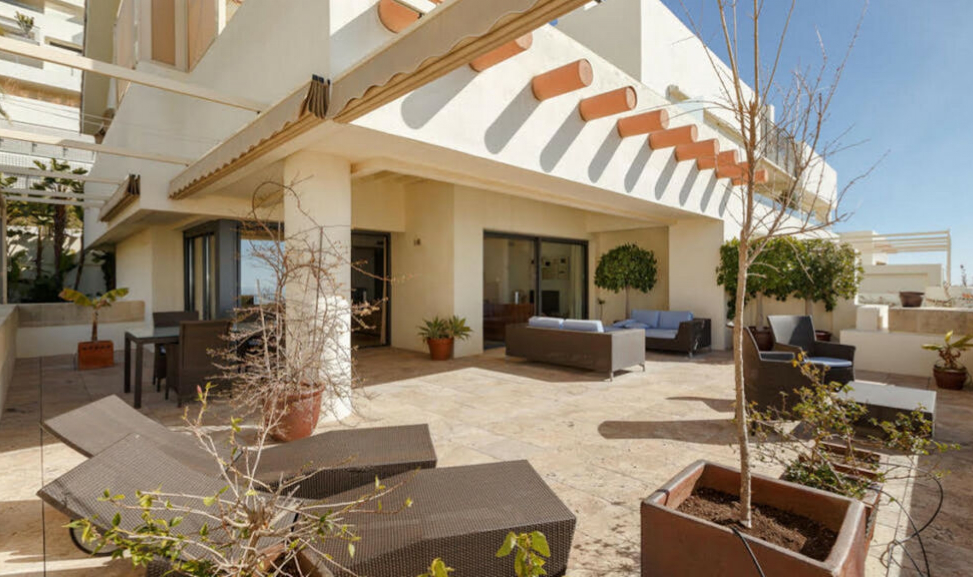 Resale - Apartment -
Marbella
