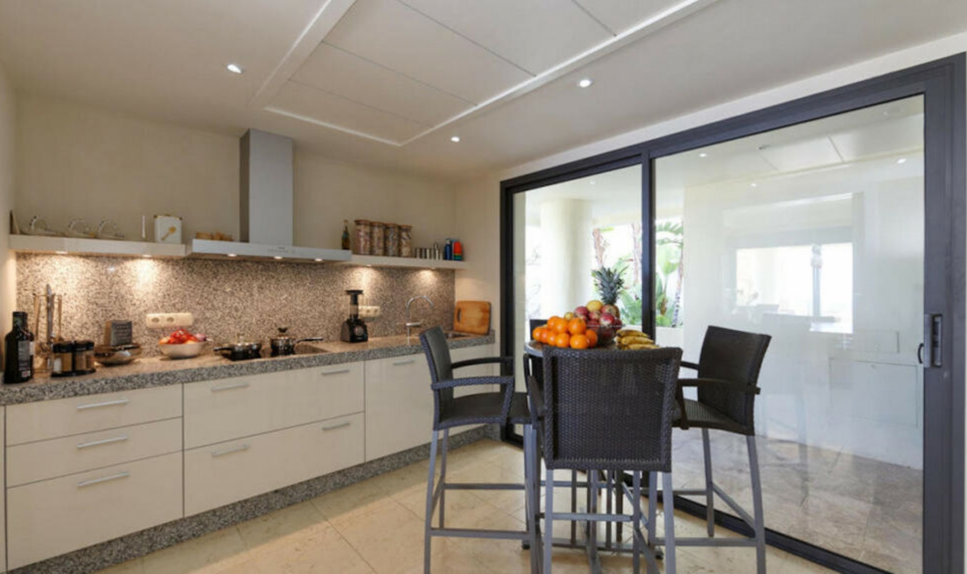 Resale - Apartment -
Marbella