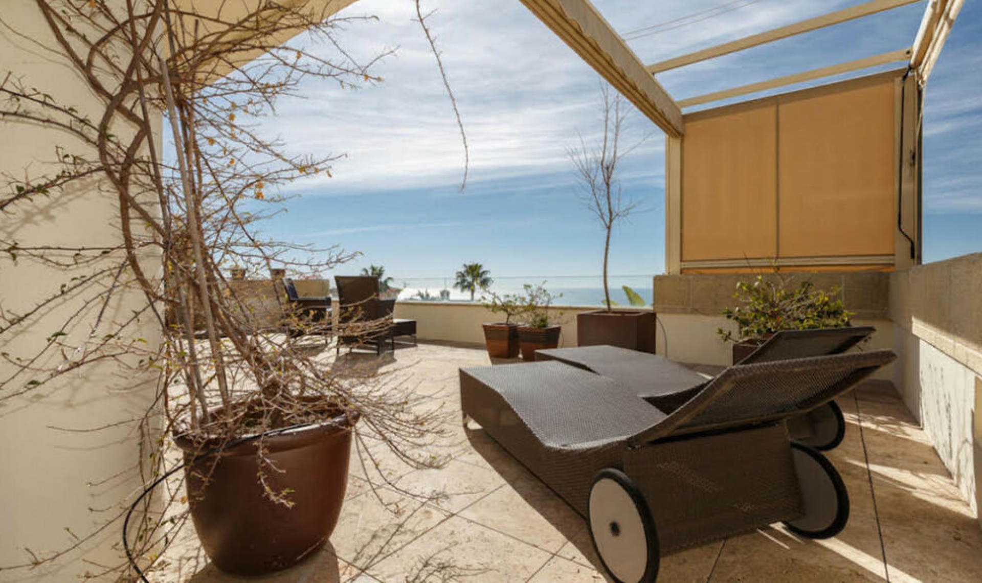 Resale - Apartment -
Marbella