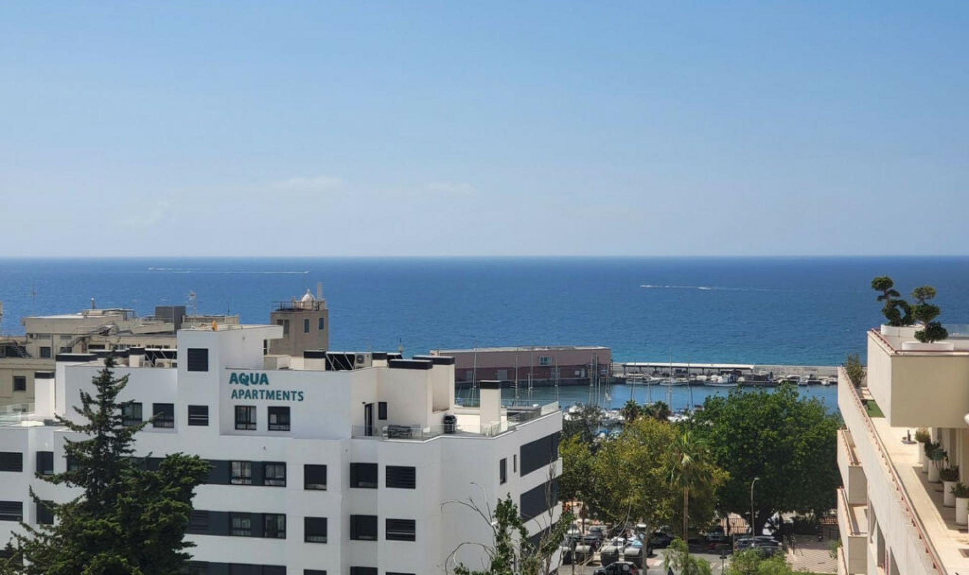Resale - Apartment -
Marbella