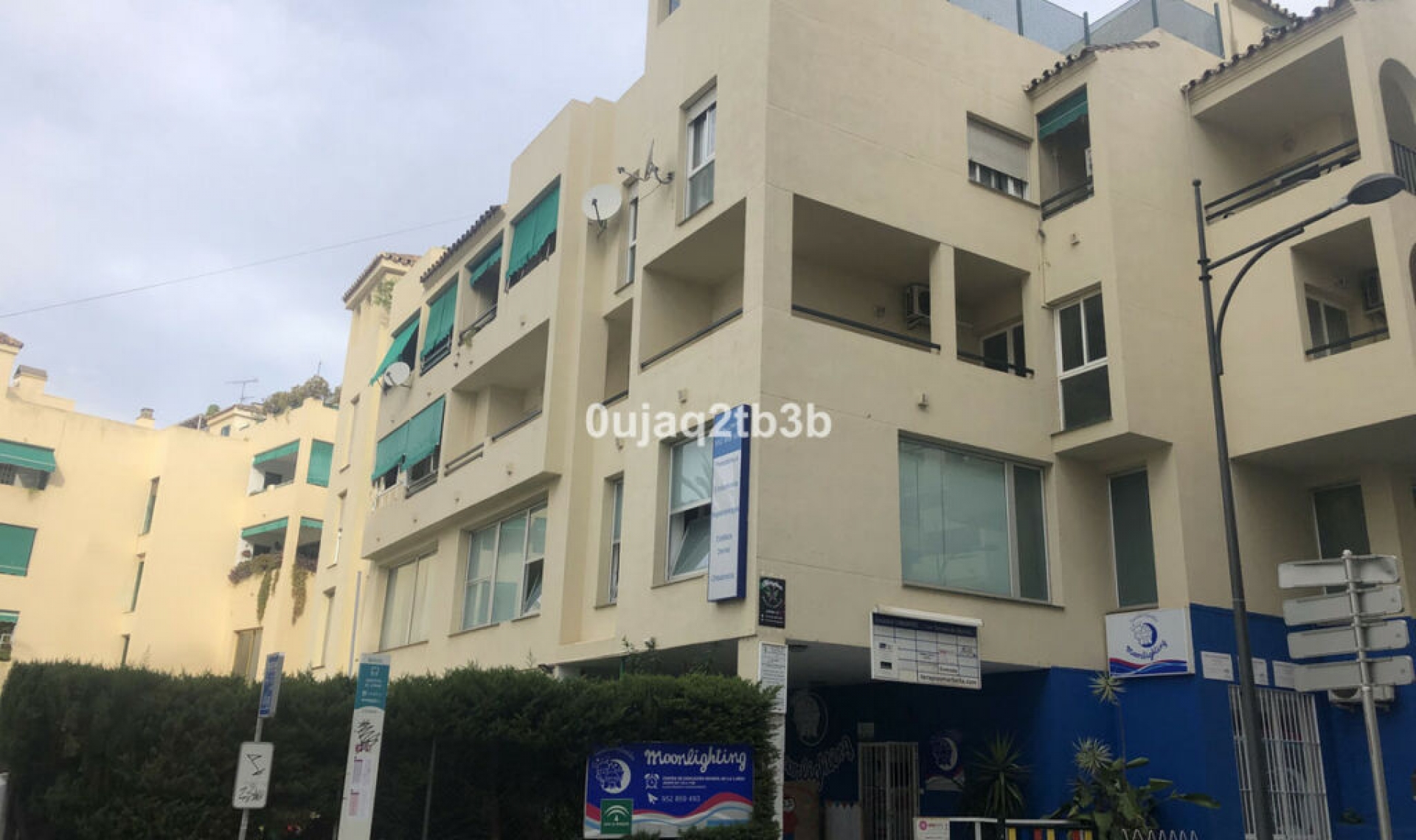 Resale - Apartment -
Marbella