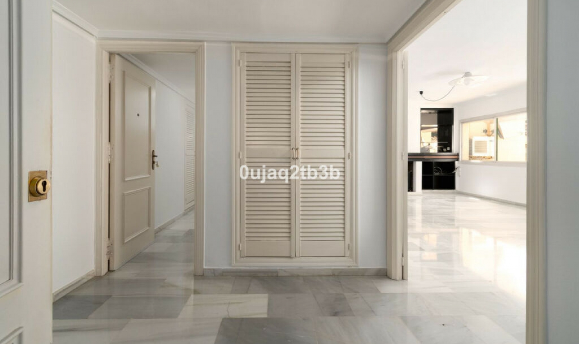 Resale - Apartment -
Marbella