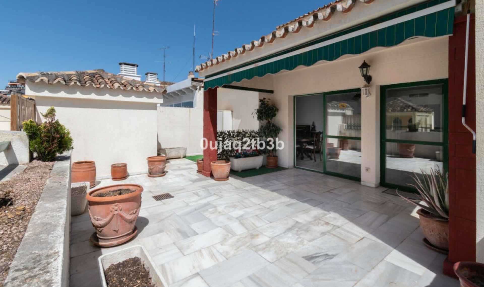 Resale - Apartment -
Marbella