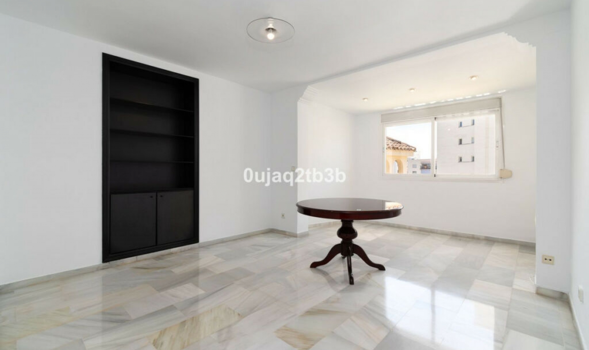 Resale - Apartment -
Marbella