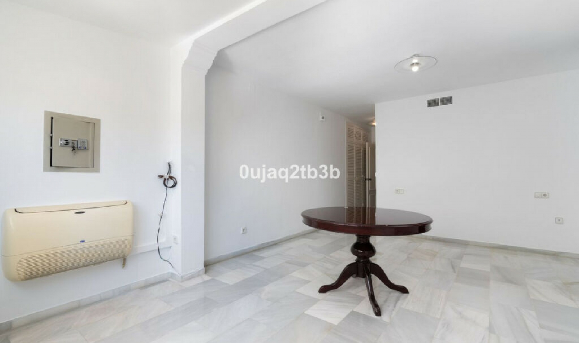 Resale - Apartment -
Marbella