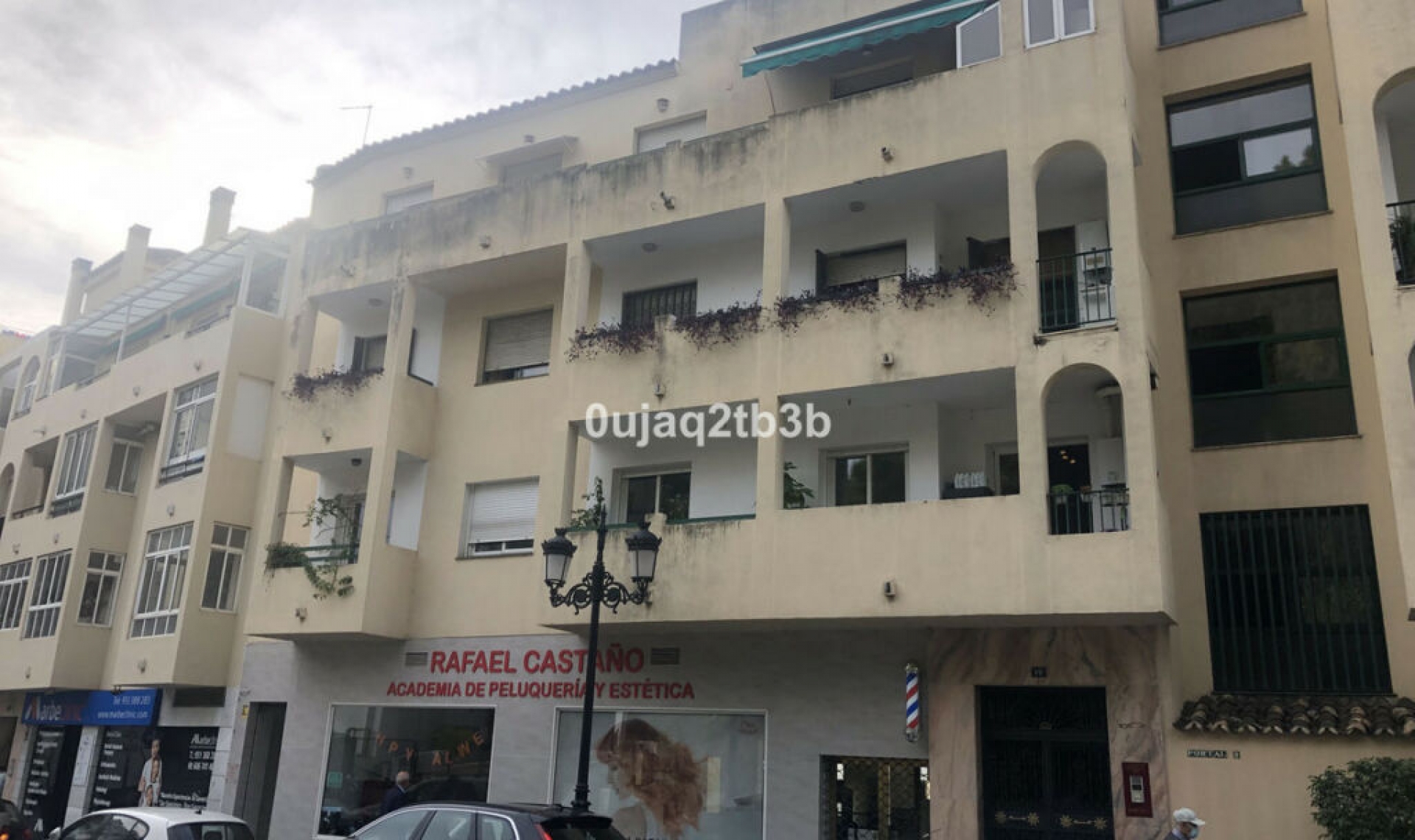 Resale - Apartment -
Marbella