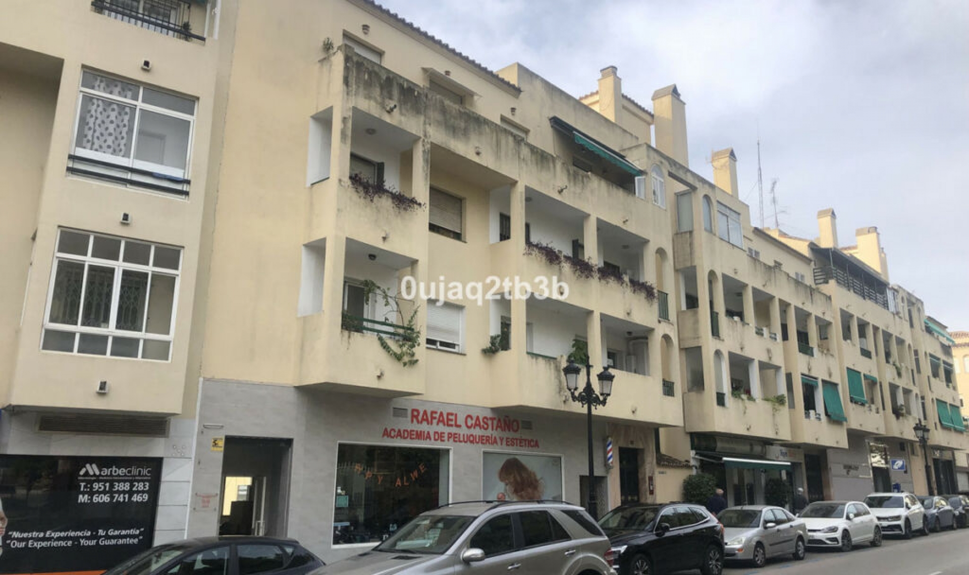 Resale - Apartment -
Marbella