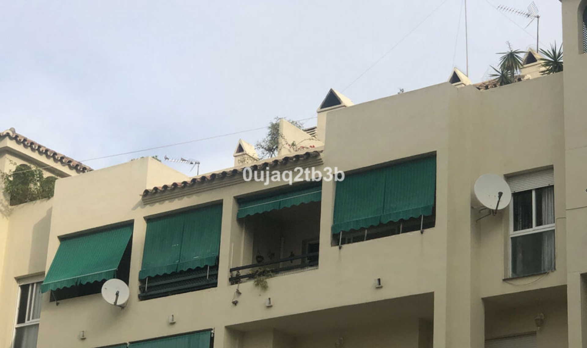 Resale - Apartment -
Marbella