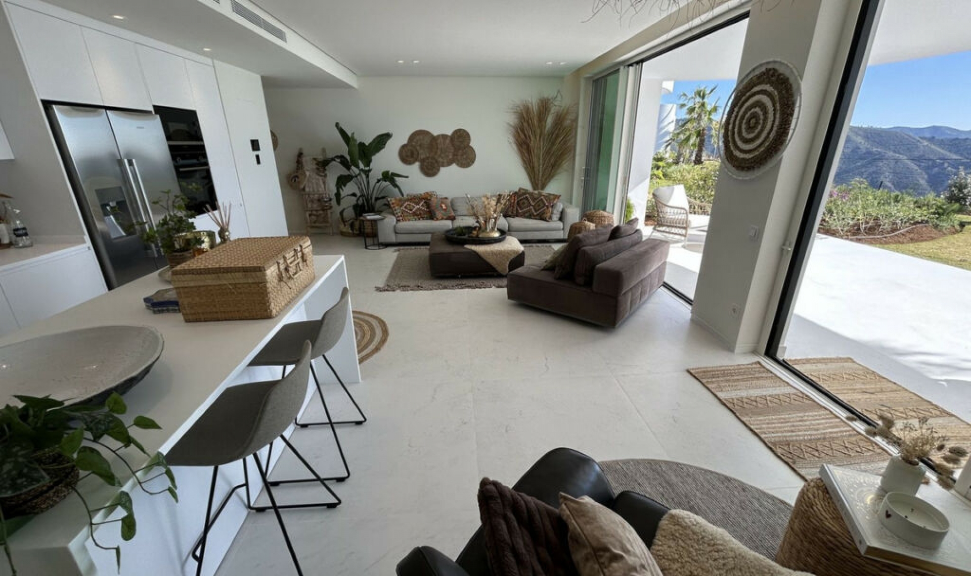 Resale - Apartment -
Marbella