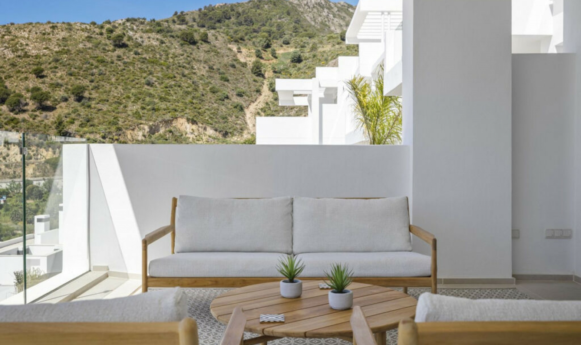 Resale - Apartment -
Marbella