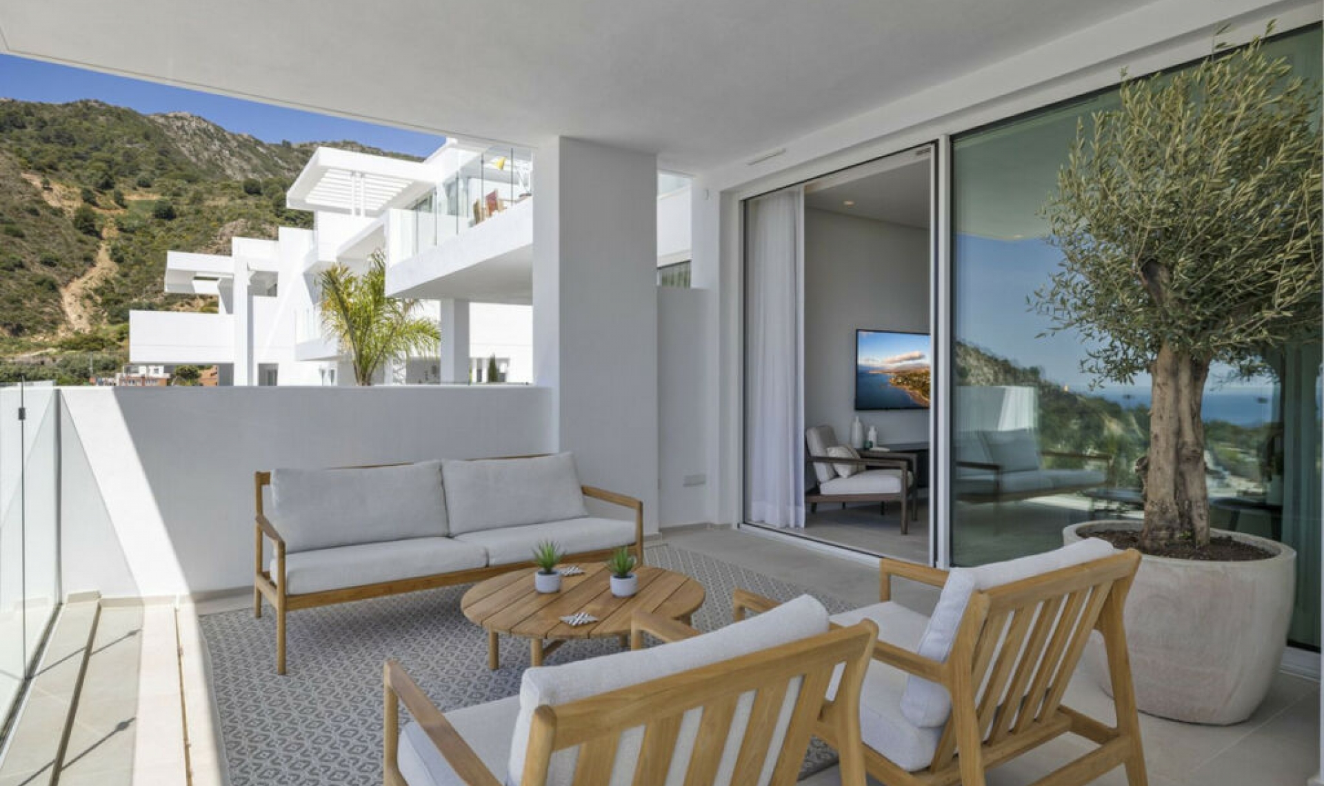 Resale - Apartment -
Marbella