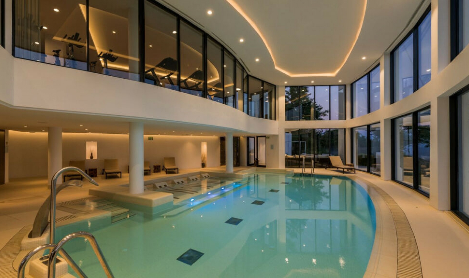 Resale - Apartment -
Marbella