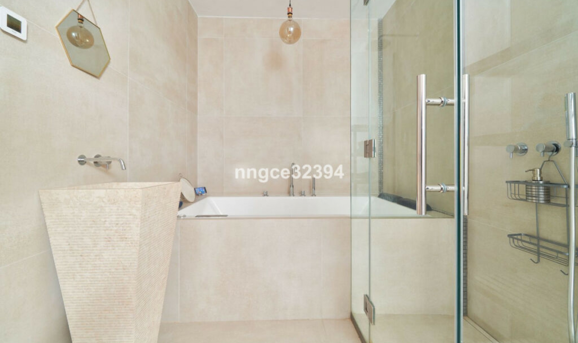 Resale - Apartment -
Marbella