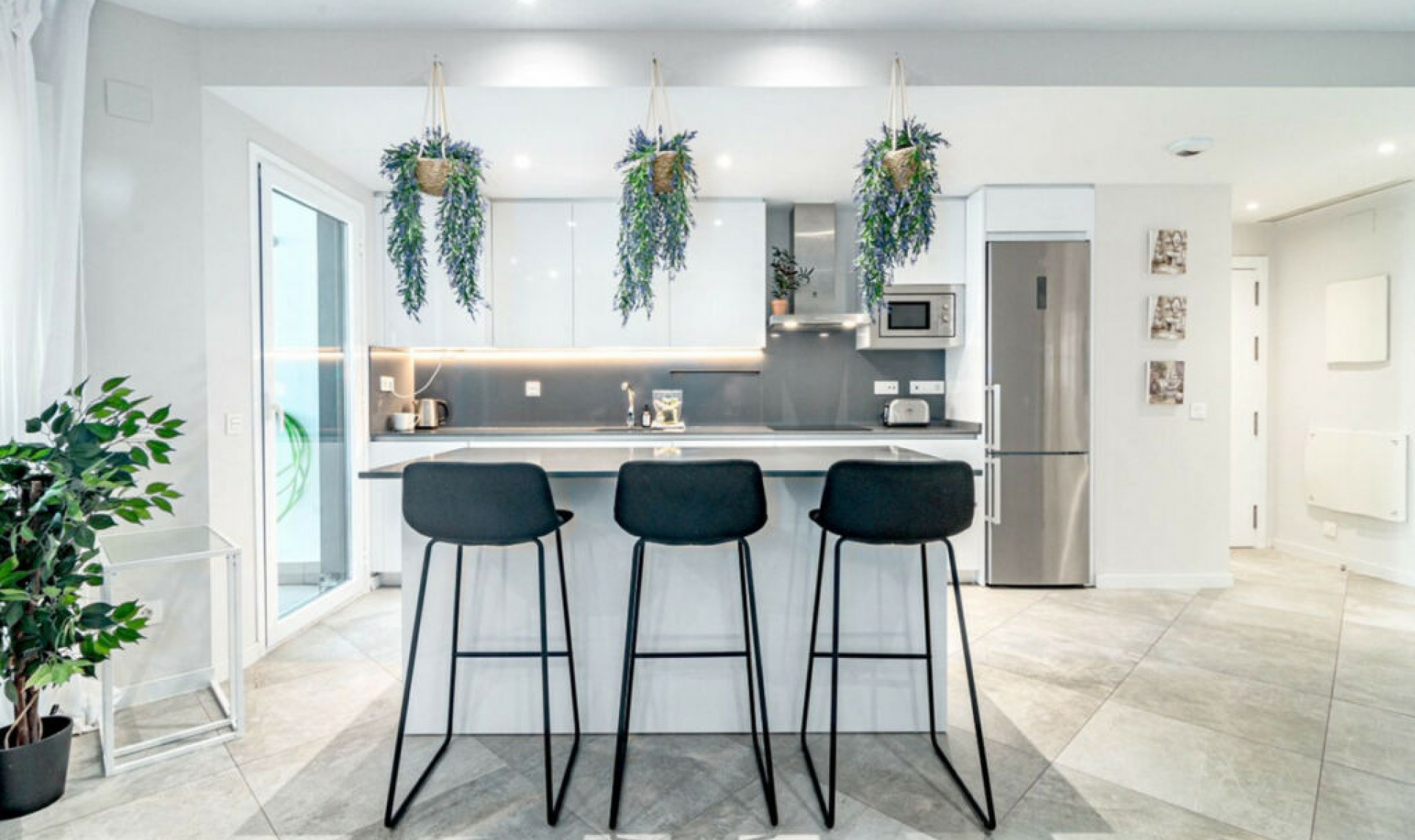 Resale - Apartment -
Marbella