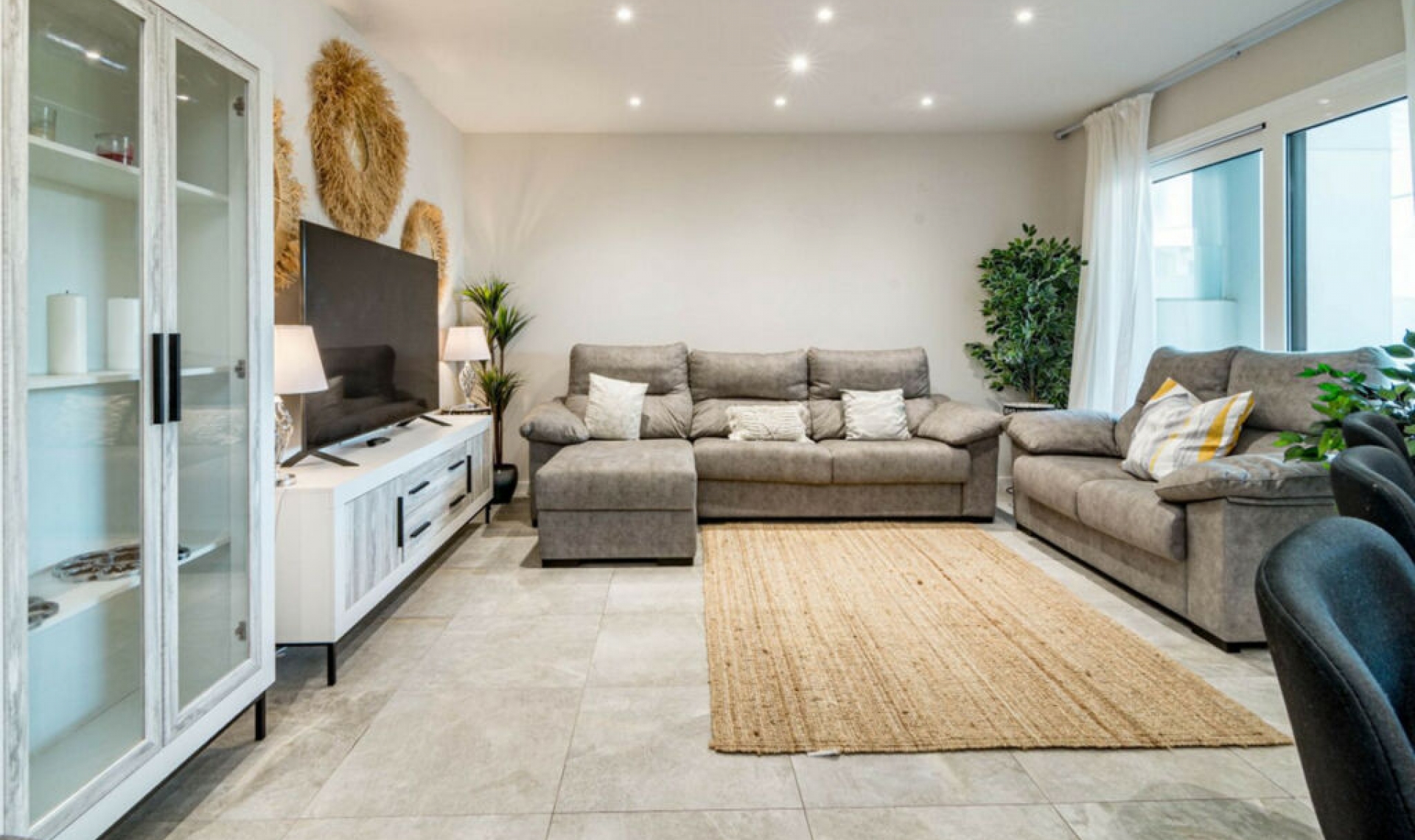 Resale - Apartment -
Marbella