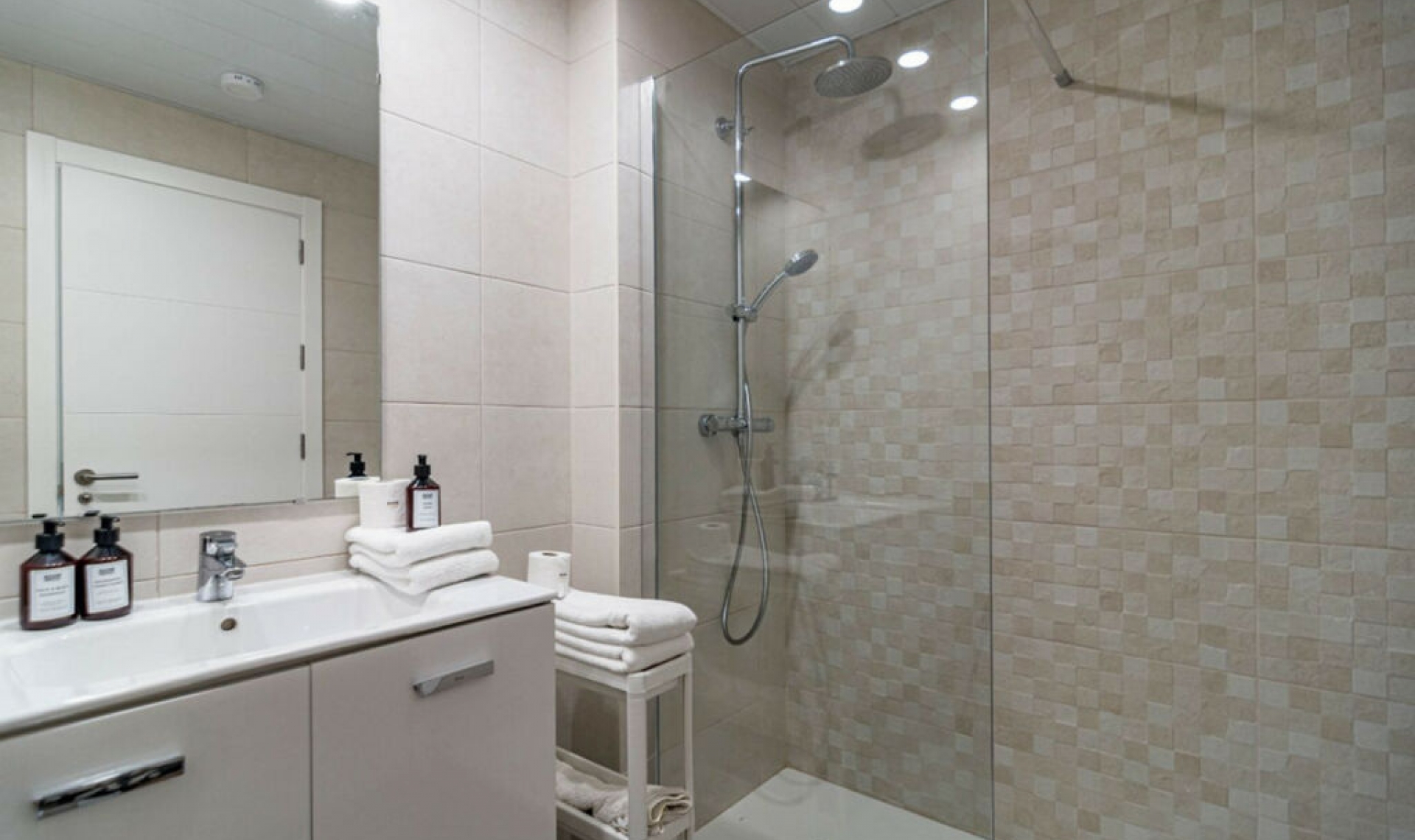 Resale - Apartment -
Marbella