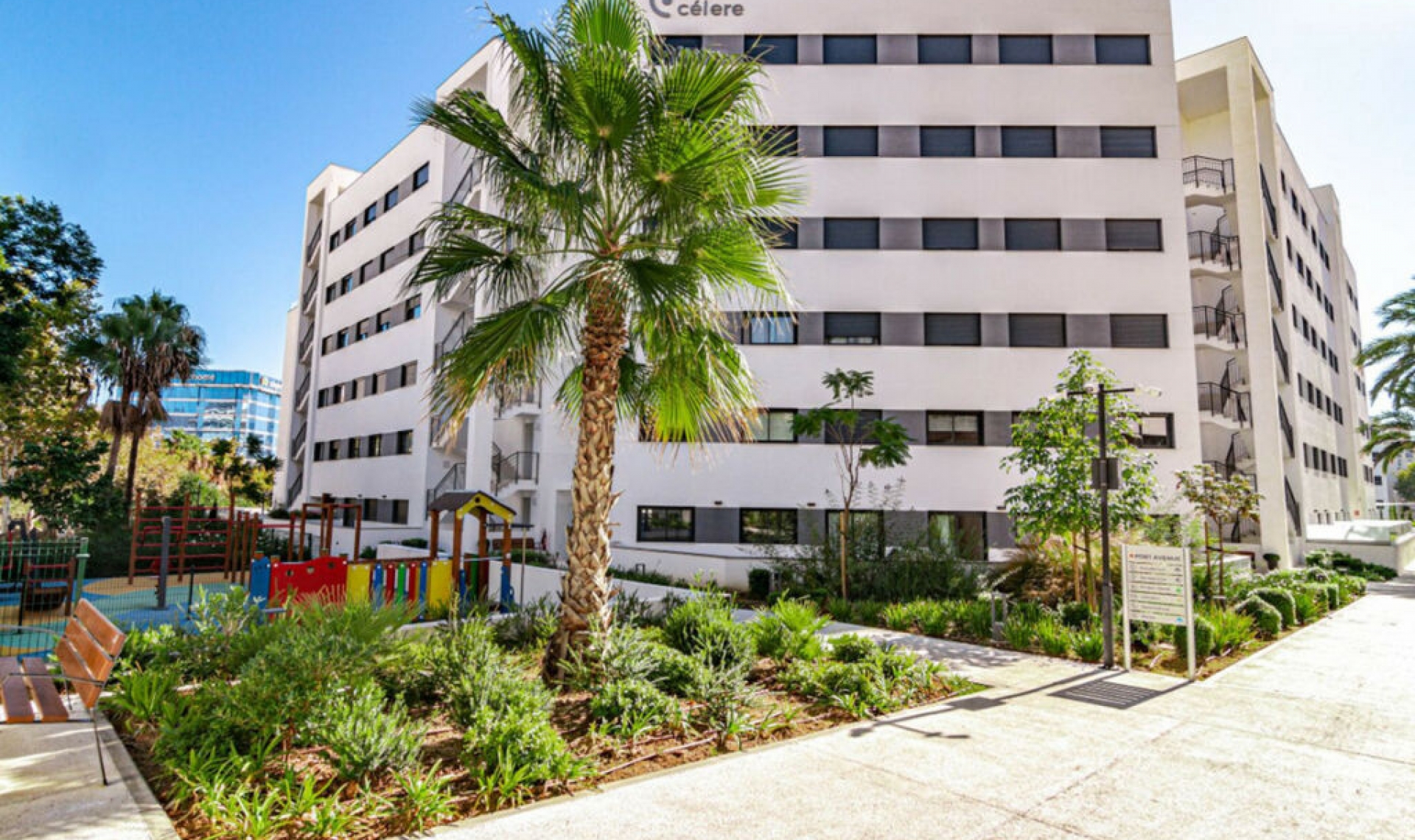 Resale - Apartment -
Marbella