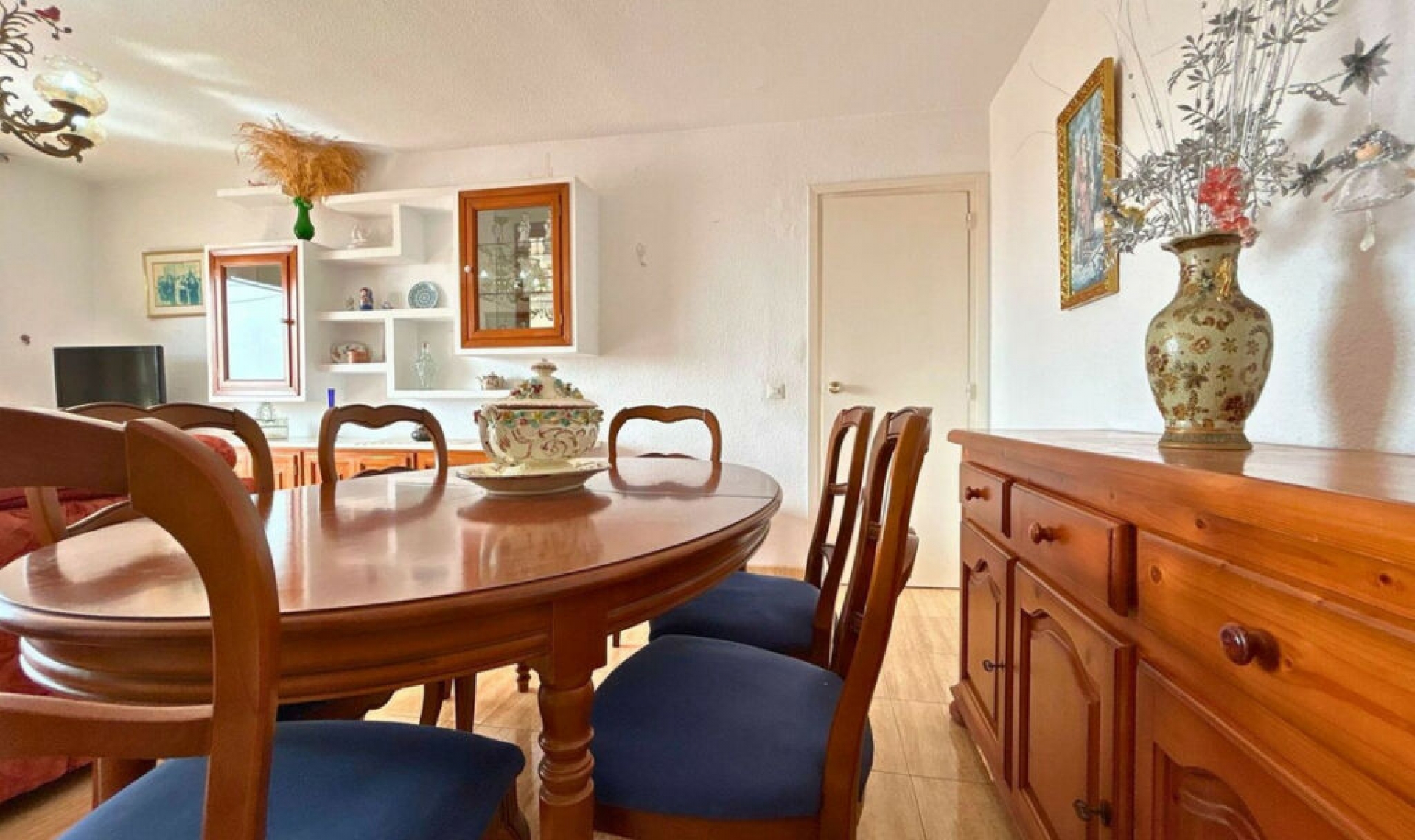 Resale - Apartment -
Marbella