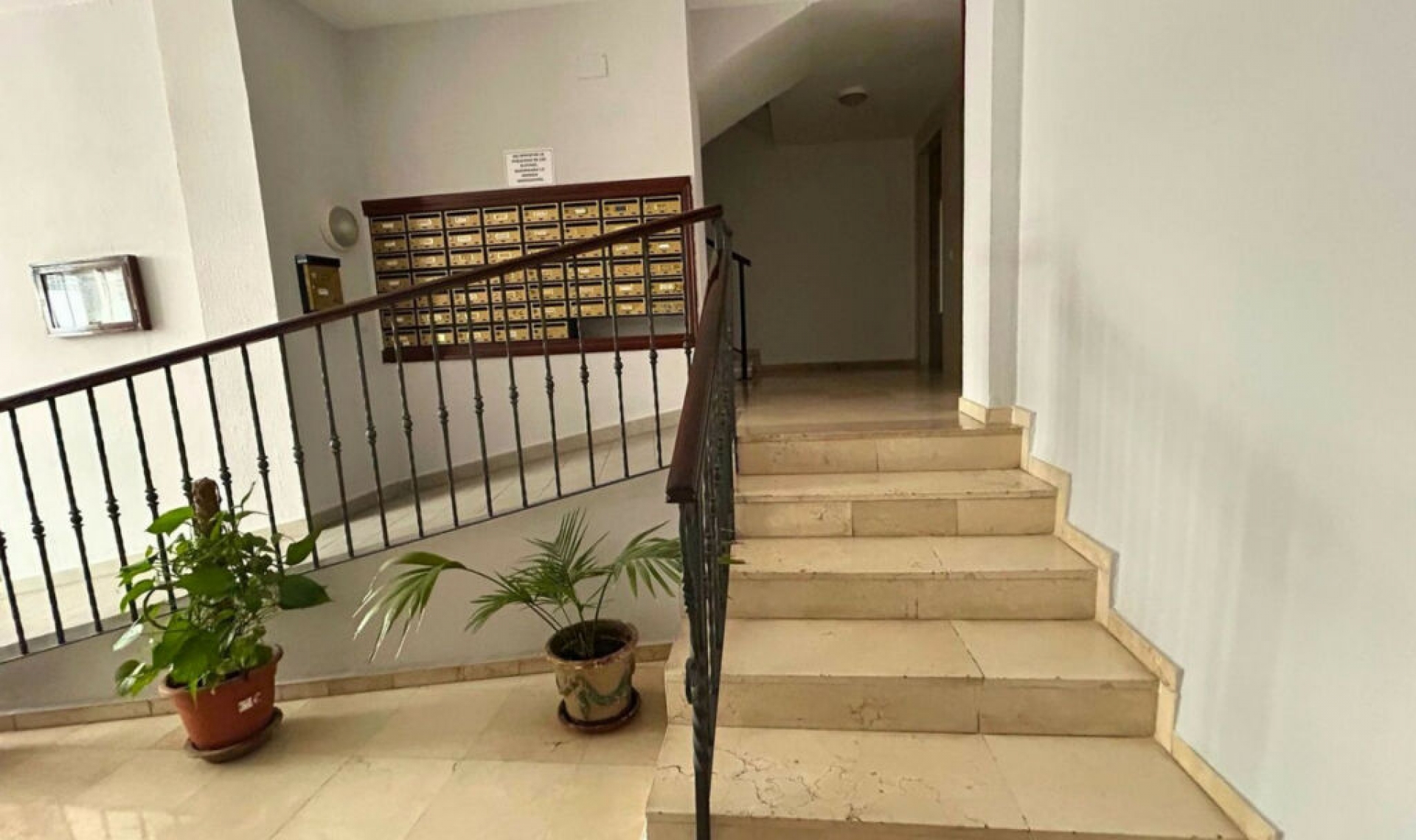 Resale - Apartment -
Marbella