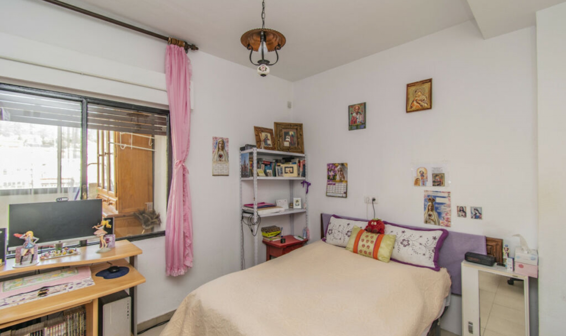 Resale - Apartment -
Marbella