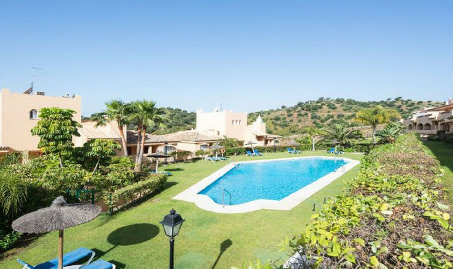 Resale - Apartment -
Marbella