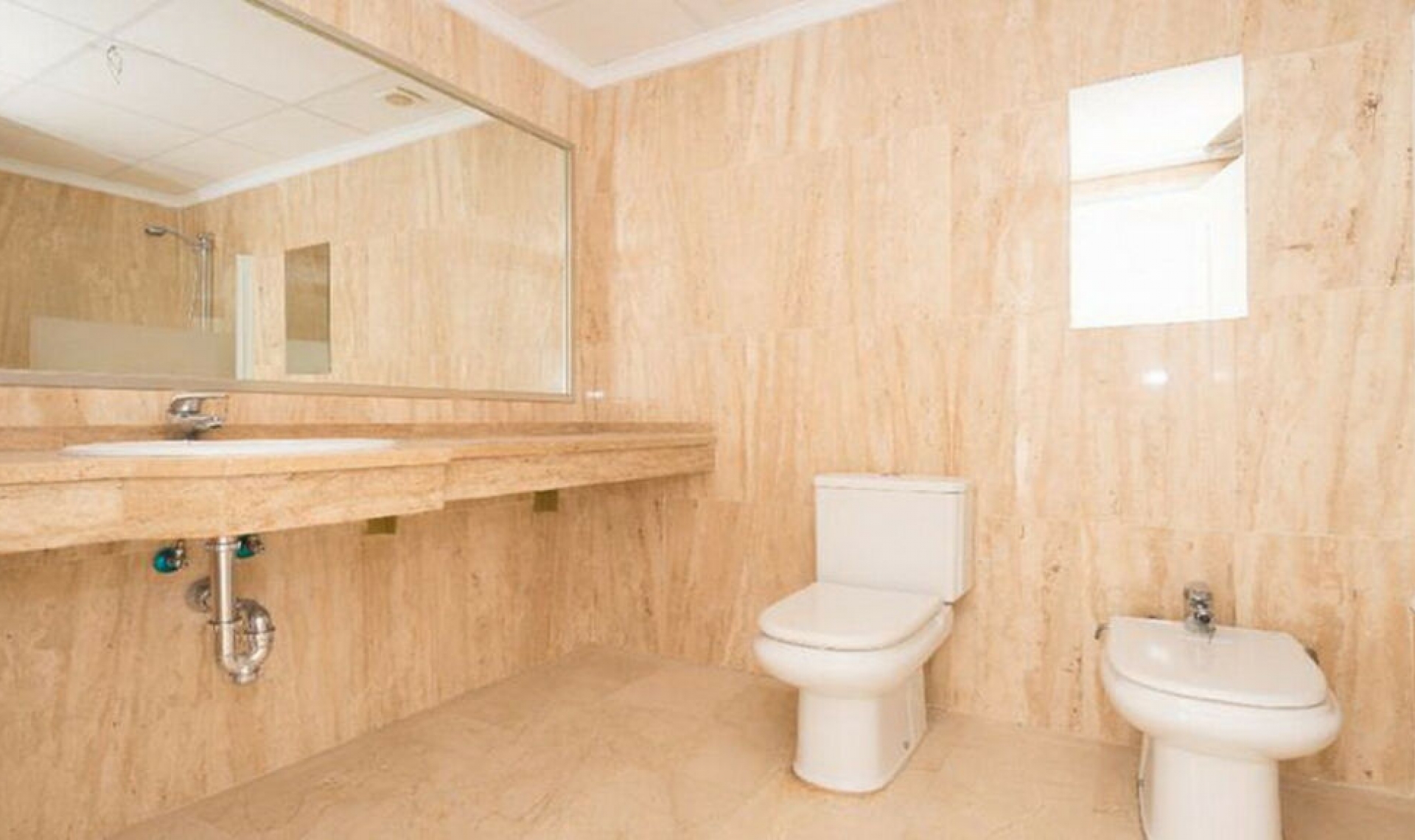 Resale - Apartment -
Marbella