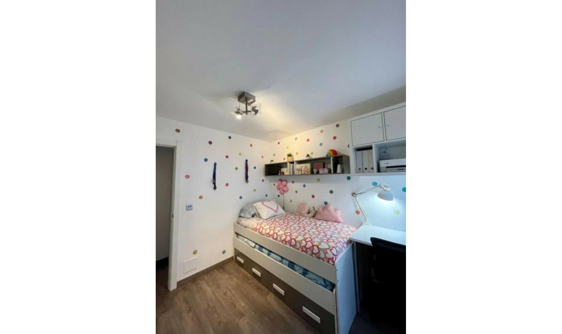 Resale - Apartment -
Marbella