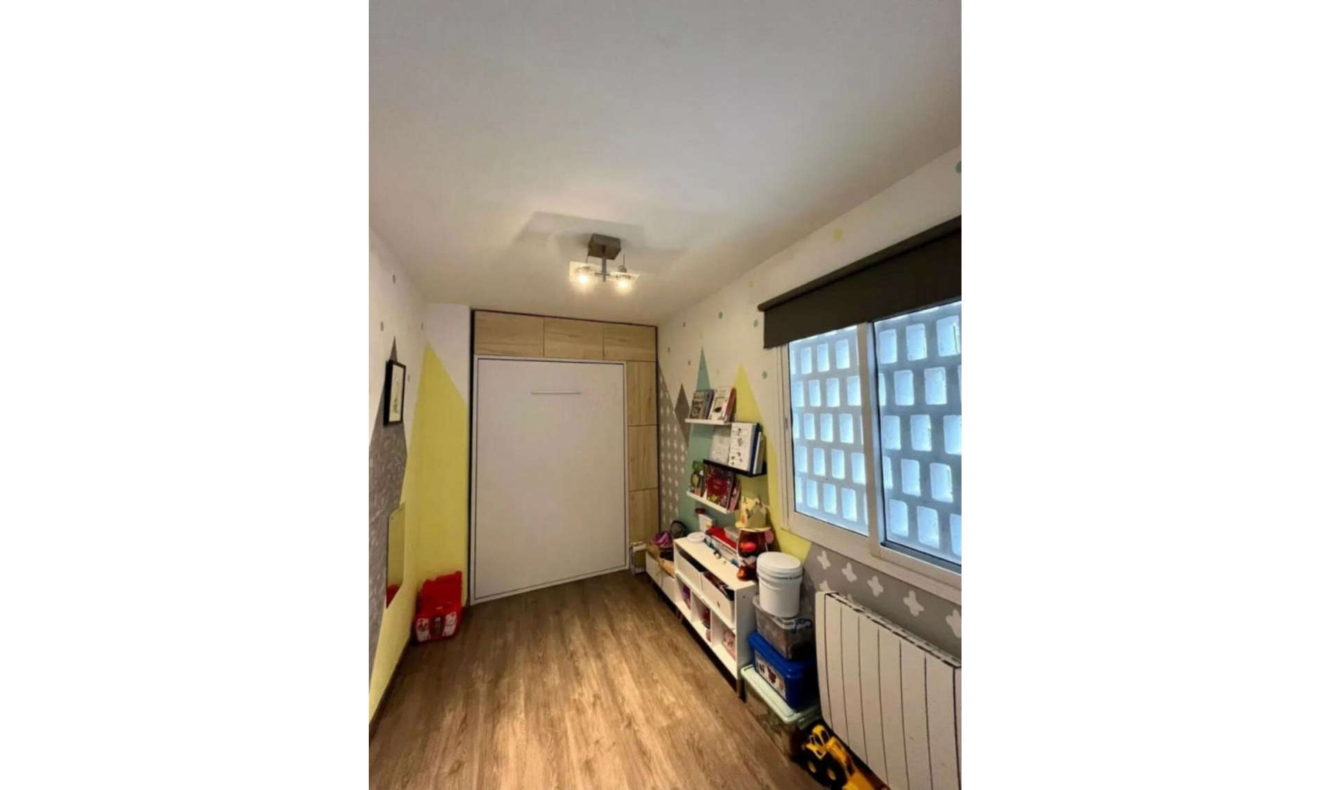 Resale - Apartment -
Marbella