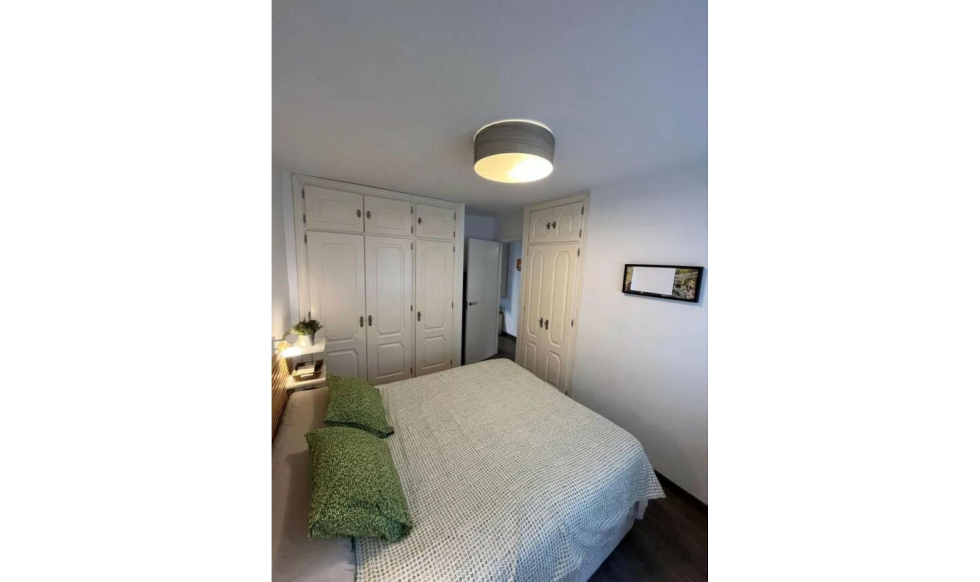 Resale - Apartment -
Marbella