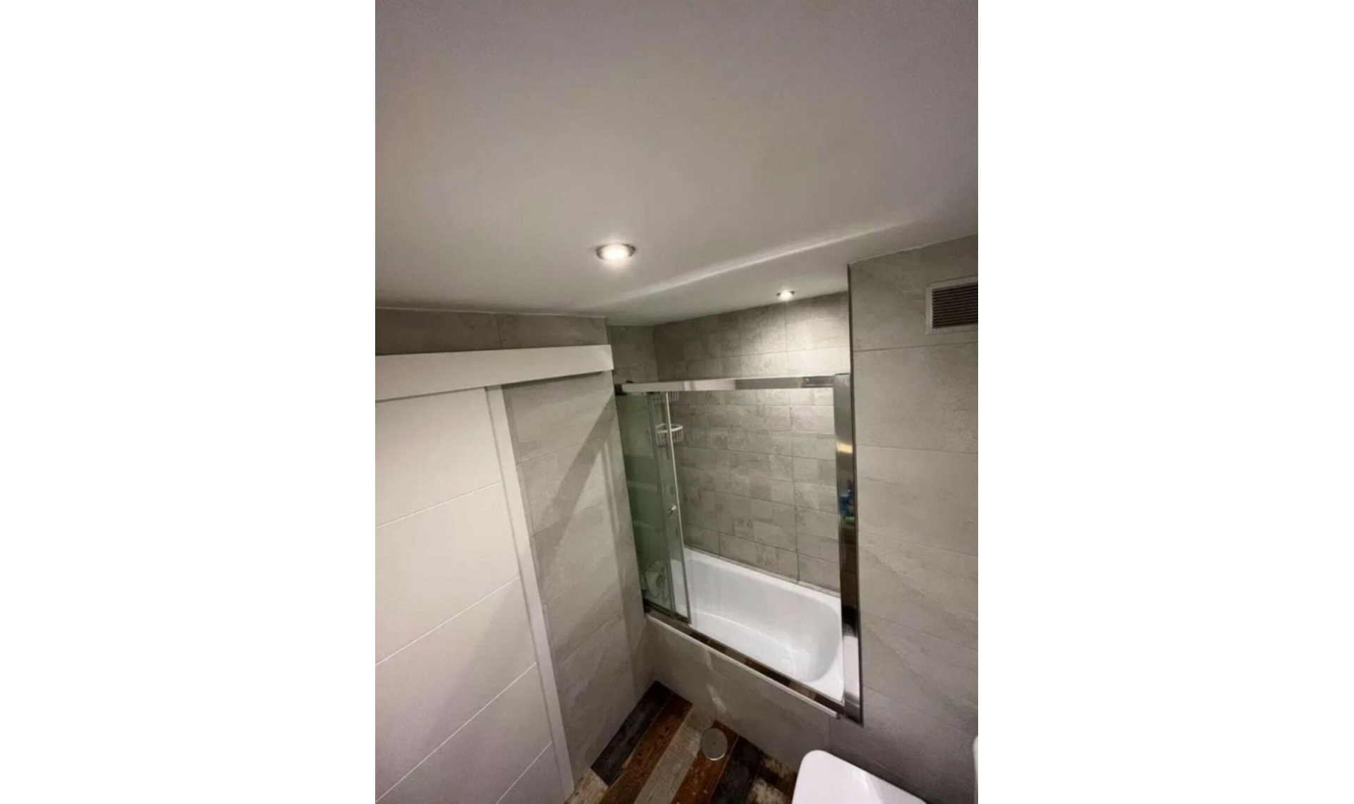 Resale - Apartment -
Marbella