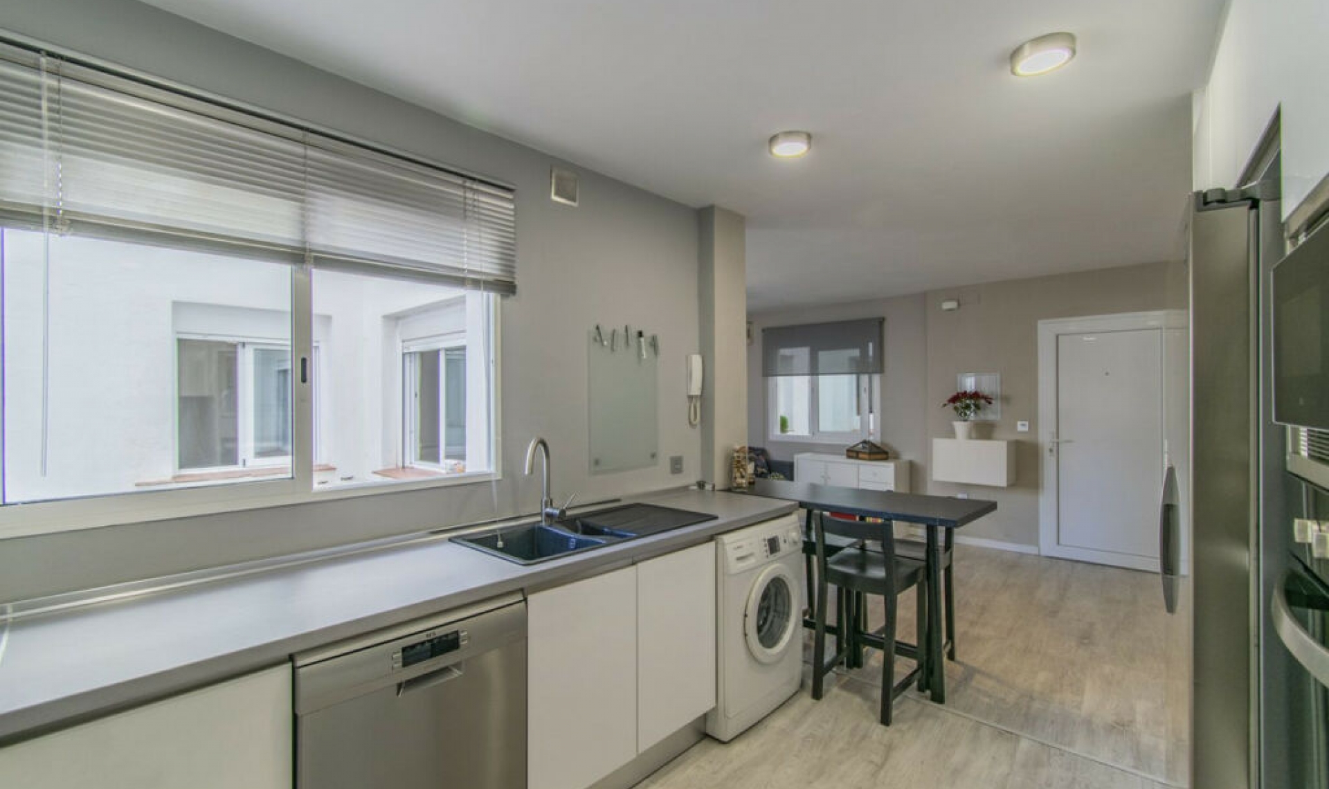 Resale - Apartment -
Marbella